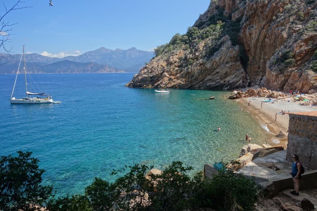 De kust bij Fiajola op Corsica
